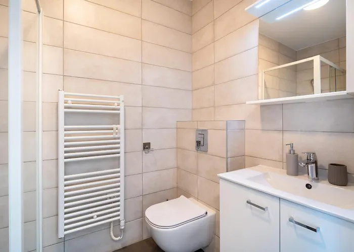 Prism Living 扎达尔