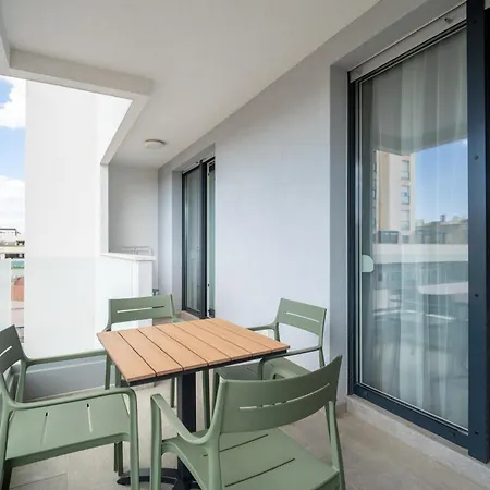 Apartment Prism Living